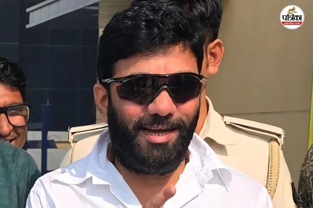 पुलिस ढूंढती रही और कोर्ट से मिल गई राहत; JDU के बाहुबली विधायक की गिरफ्तारी पर रोक, 15 दिन से थे फरार