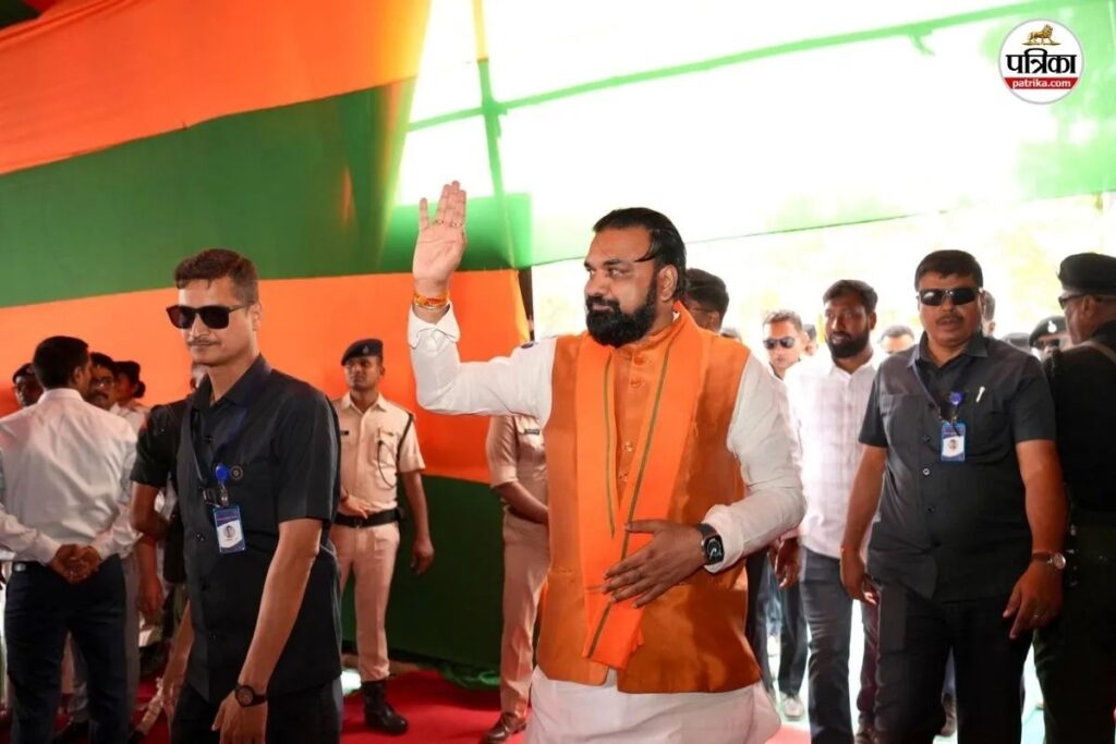 कामचोर अफसरों की अब खैर नहीं! सीधे CMO से होगी मॉनिटरिंग, सीएम सम्राट चौधरी ने दी चेतावनी