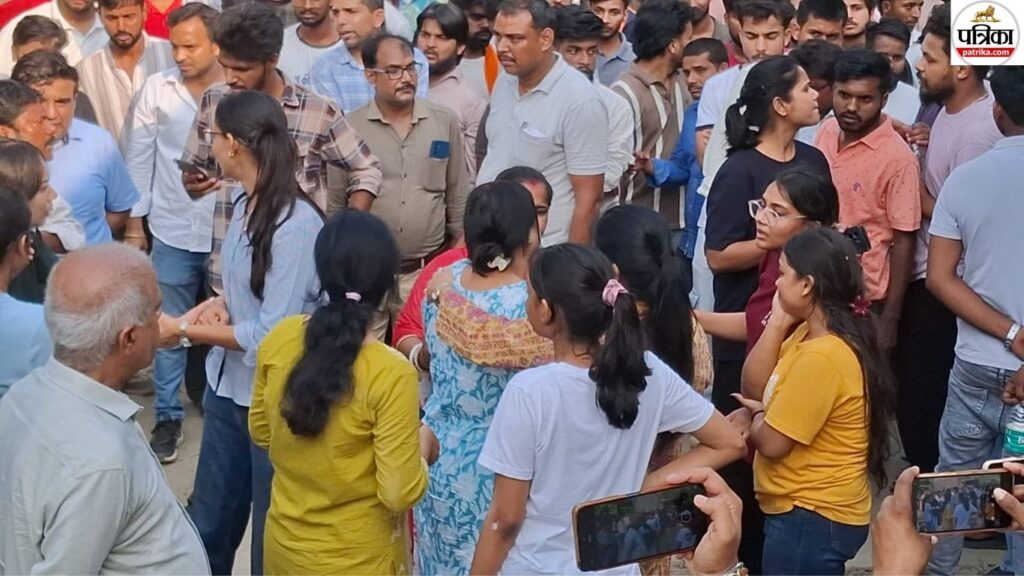 मोतिहारी इंजीनियरिंग कॉलेज में हॉस्टल से मिला छात्रा का शव, आखिर कैसे हुई रिमा की मौत?