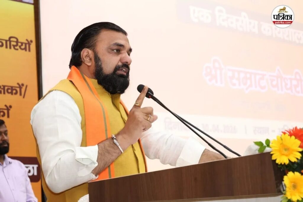 हरा गमछा शांति का प्रतीक, गुंडागर्दी की जगह जेल-सम्राट के बयान से बिहार में गरमाई राजनीति