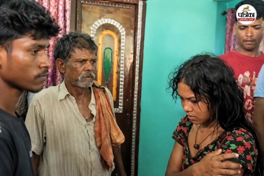 सगी मौसी से दिल लगा बैठा भांजा, नाना ने आपत्तिजनक हालत में पकड़ा तो मंदिर में करा दी शादी