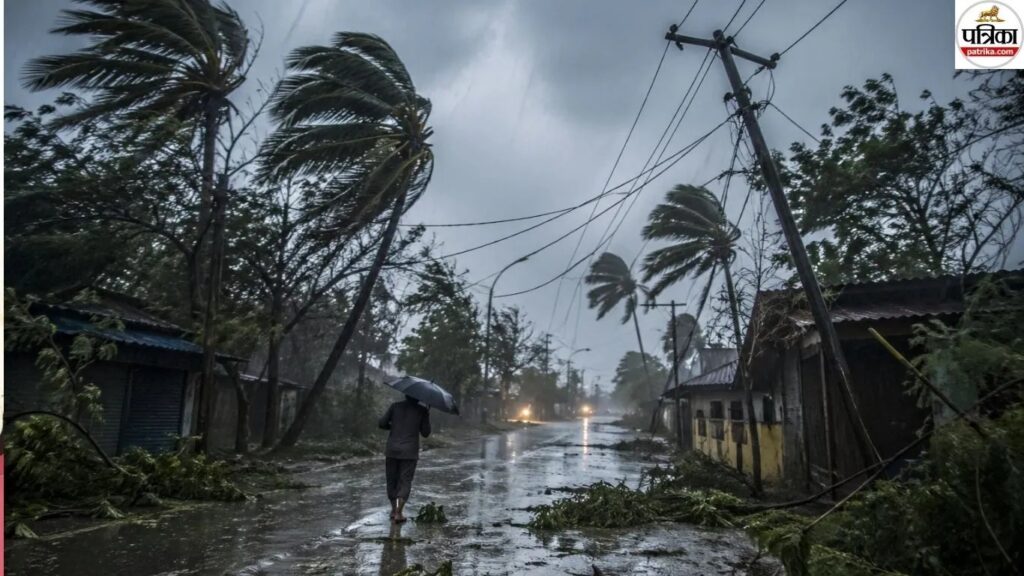 Bihar Monsoon: बंगाल की खाड़ी के निम्न दबाव से बिहार में मानसून सक्रिय, तीन जिलों में भारी बारिश की चेतावनी