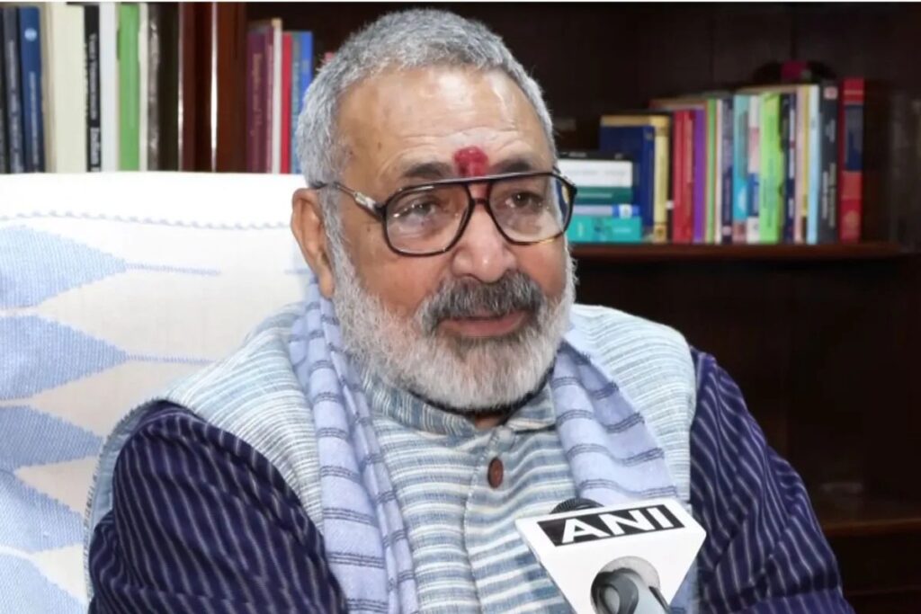 ‘युवाओं के नाम पर आए, अब टुकड़े-टुकड़े गैंग के साथ’, अभिजीत दीपके पर बरसे गिरिराज सिंह