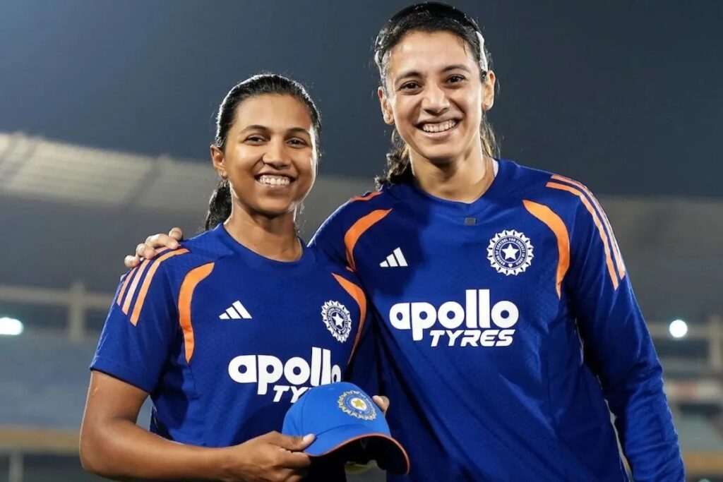 IND-W vs ZIM-W: निकी प्रसाद का इंटरनेशनल डेब्यू, स्मृति मंधाना ने सौंपी टीम इंडिया की कैप